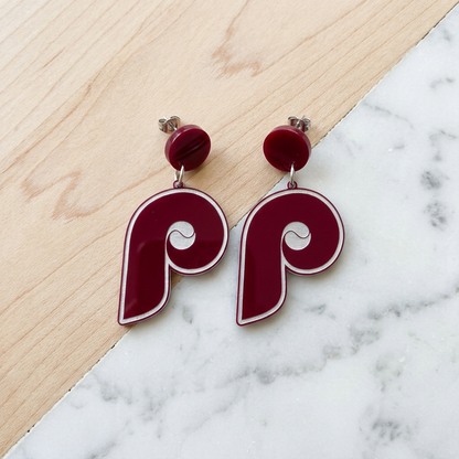 Phillies maroon P Earrings